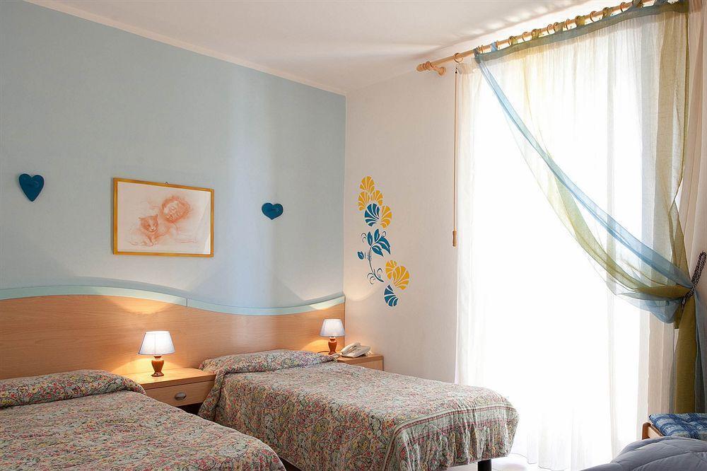 Hotel Ciritorno San Vincenzo Eksteriør billede